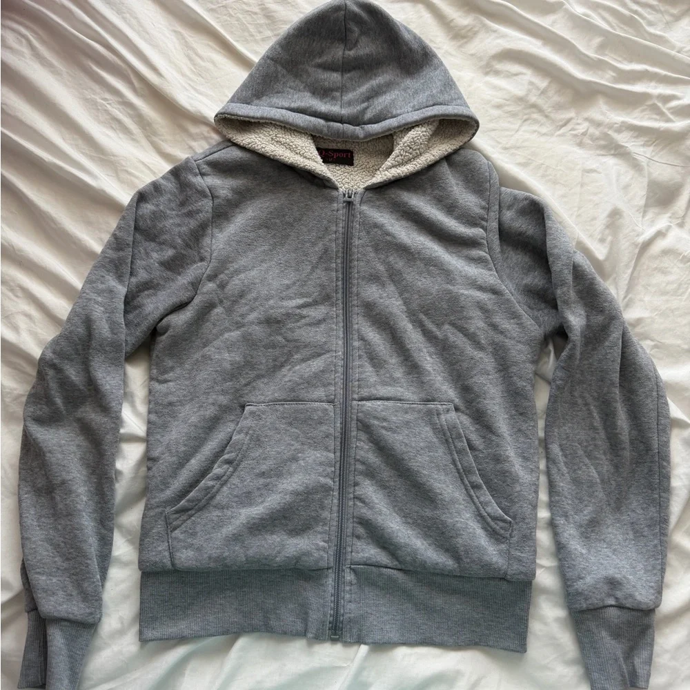 Gray Zip-Up Hoodie with Sherpa Lining 🩶 - Picture 1 of 3